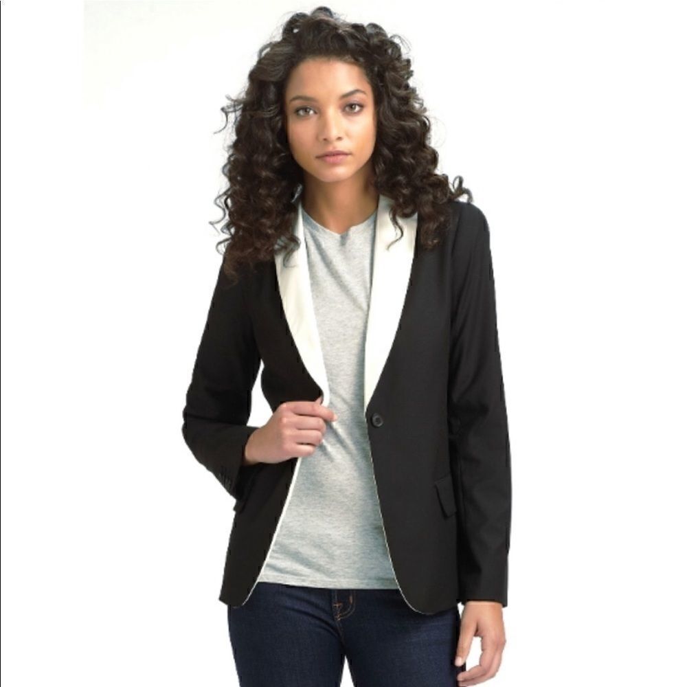 nwot Elizabeth and James Sammi tuxedo blazer sz 6